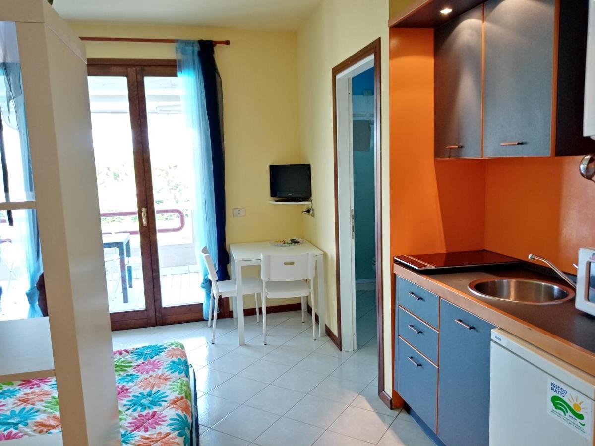 דירות Bellavista סירמיונה מראה חיצוני תמונה